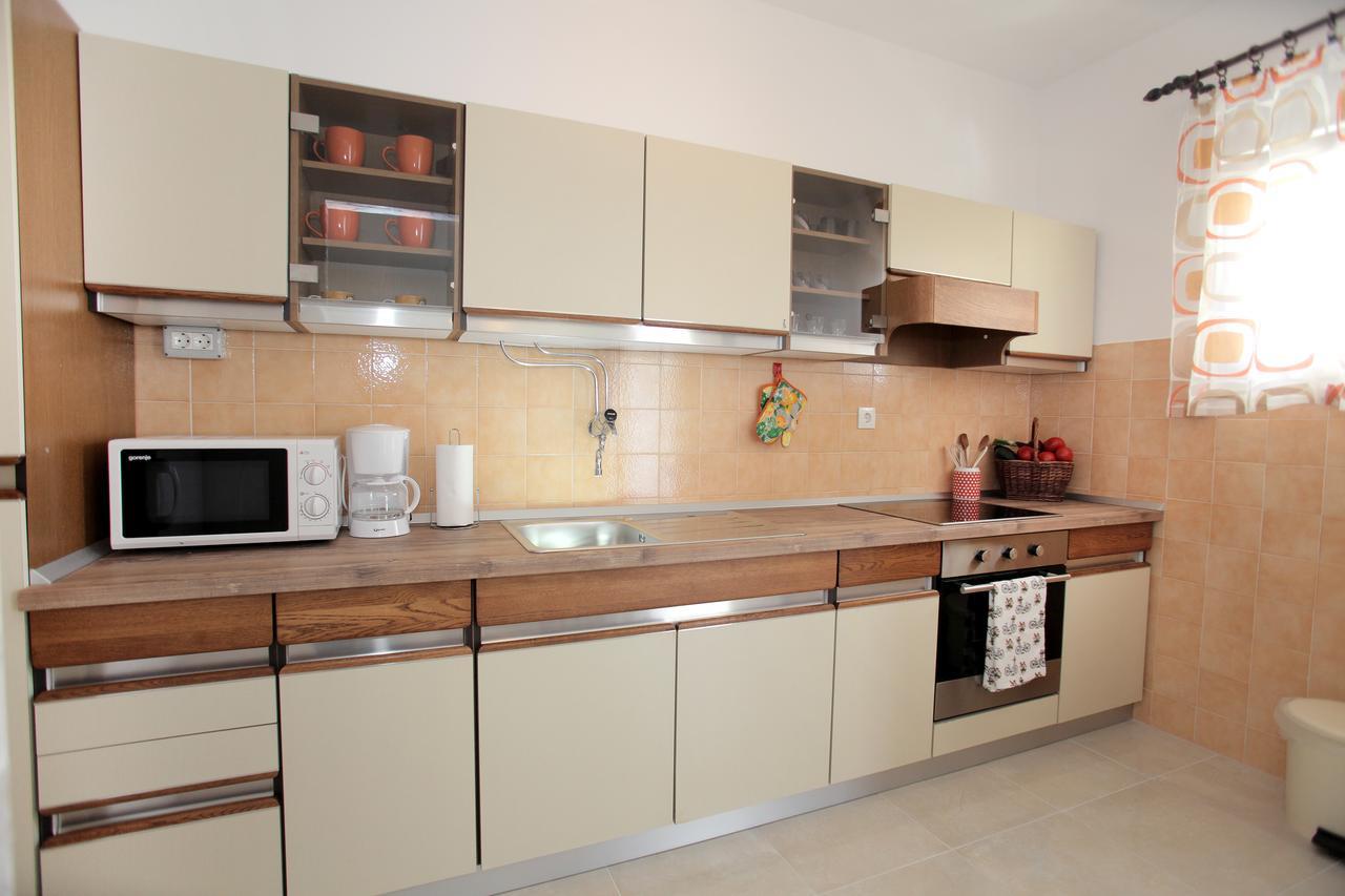 Apartment Carmen Трогір Екстер'єр фото