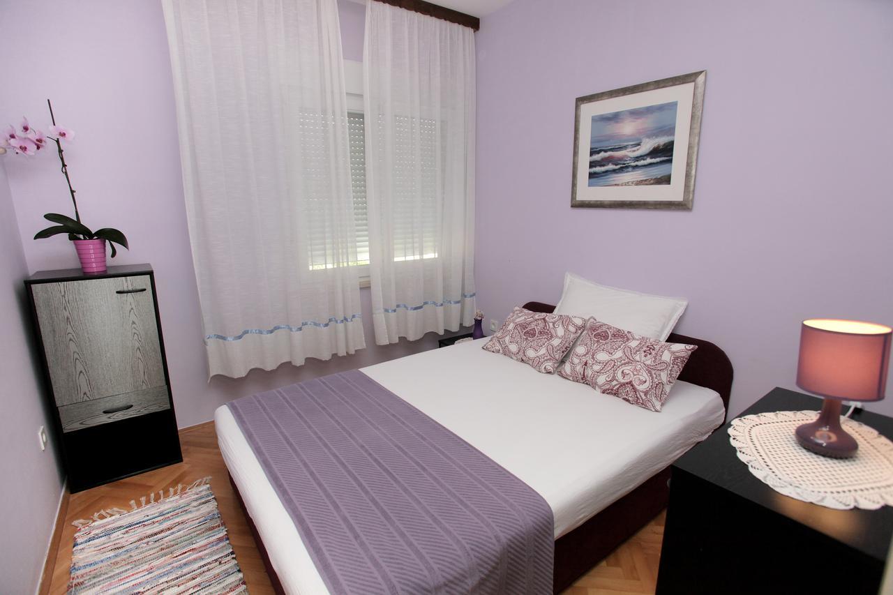 Apartment Carmen Трогір Екстер'єр фото
